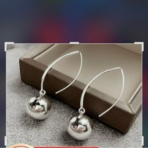 NWT sterling silver drop earrings